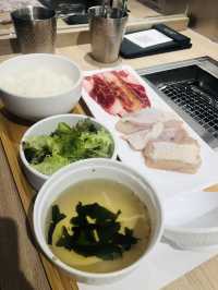 新開張燒烤店有驚喜