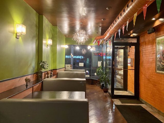 COCO Rice Thai Cuisine 669 King St. W.