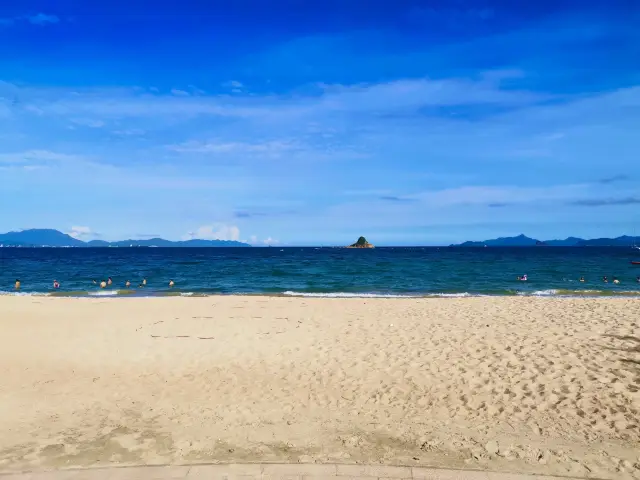 Ready to Relax at the beach in Guangdong?