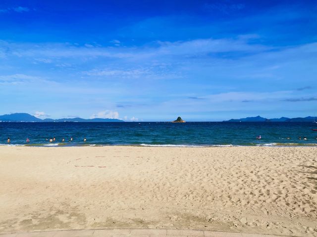 Ready to Relax at the beach in Guangdong?