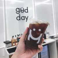 Goodday Coffe & tea bar. 