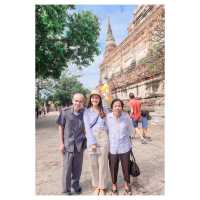 ปู่ย่าพาไหว้พระ ณ วัดใหญ่ชัยมงคล อยุธยา