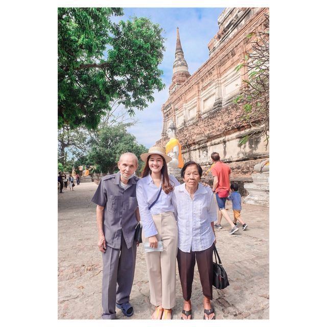 ปู่ย่าพาไหว้พระ ณ วัดใหญ่ชัยมงคล อยุธยา