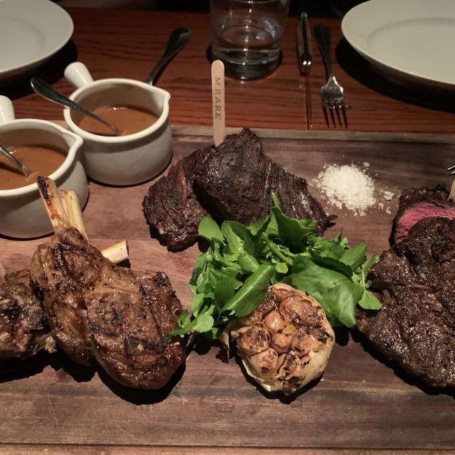 Happy Halloween🧛♀️🧛♂️🧛🧟♂️🧟🧟♀️-Grand Hyatt Steakhouse Happy Halloween🧛♀️🧛♂️🧛🧟♂️🧟🧟♀️-Grand Hyatt Steakhouse