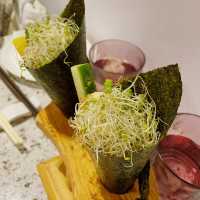 紫色style的素菜館