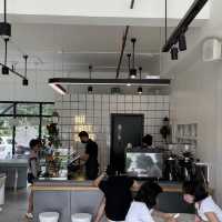 32 Umber Cafe
