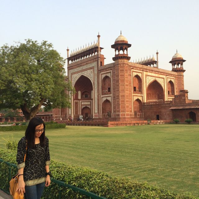 Eager trip to Agra! home of 7 wonders