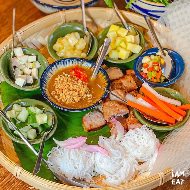 ✨ร้านอาหารเวียดนามเปิดใหม่สุดปังที่คิวยาวมากก