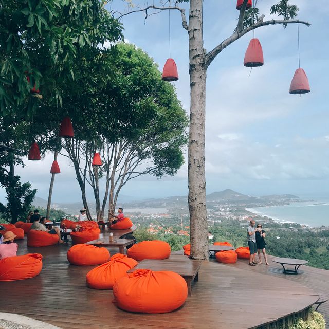 The Jungle Club , Samui  ..🌈🌊