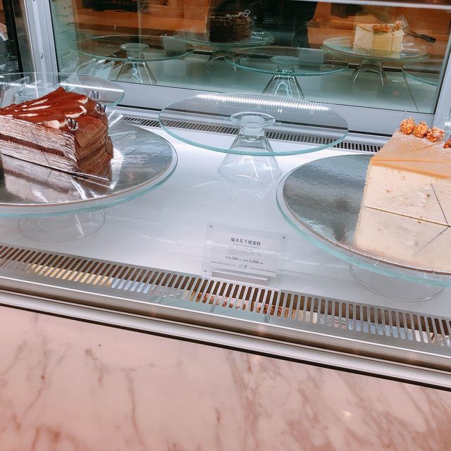 網美下午茶🍰🎂 LADY M Regent Taipei Store Lady M 台北晶華酒店