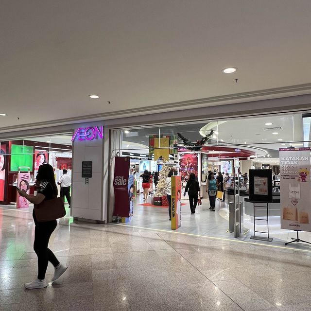 쇼핑부터 환전까지 한번에 가능한 쿠알라룸푸르 메가 쇼핑몰 Mid Valley Megamall