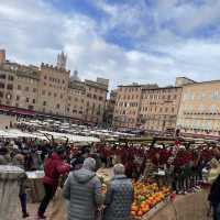 이탈리아 소도시의 매력 ‘시에나’
