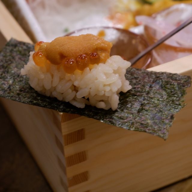樓上和式居酒屋之DIY壽司刺身及冰熊茶有創意 