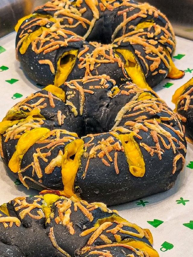 널찍하고 깔끔한 브런치카페 '카페비니'