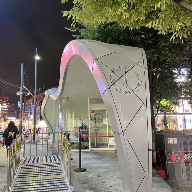 알록달록 예술의거리!홍대바캉스👾