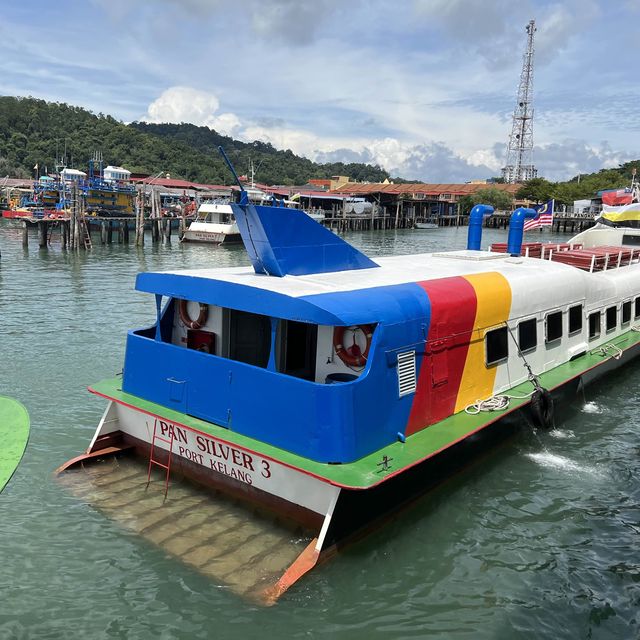 Ferry from Lumut to Pangkor, nice views 