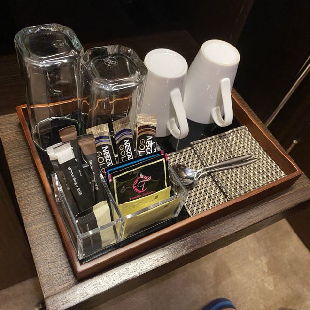人人熟悉的酒店～逸東！