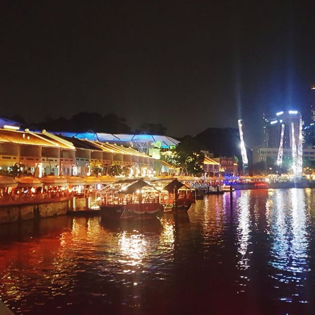 싱가포르 밤을 즐기려면 클락키의 핫한 거리로!