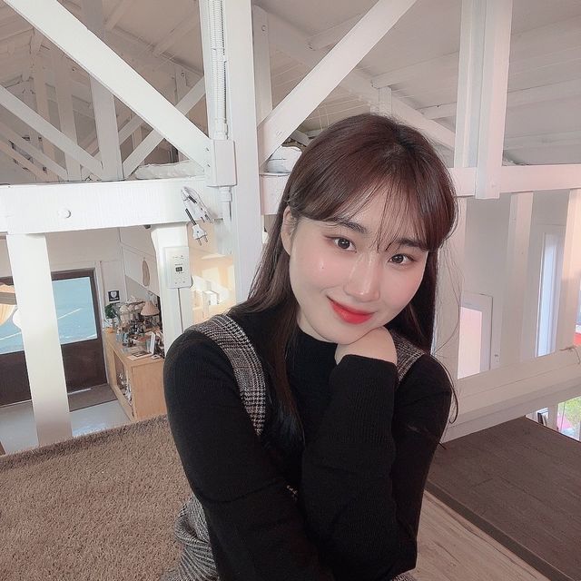 동백꽃 시즌 꼭 가봐야할 포근한 분위기의 드로잉카페, 제주 위미리 <동백화방>