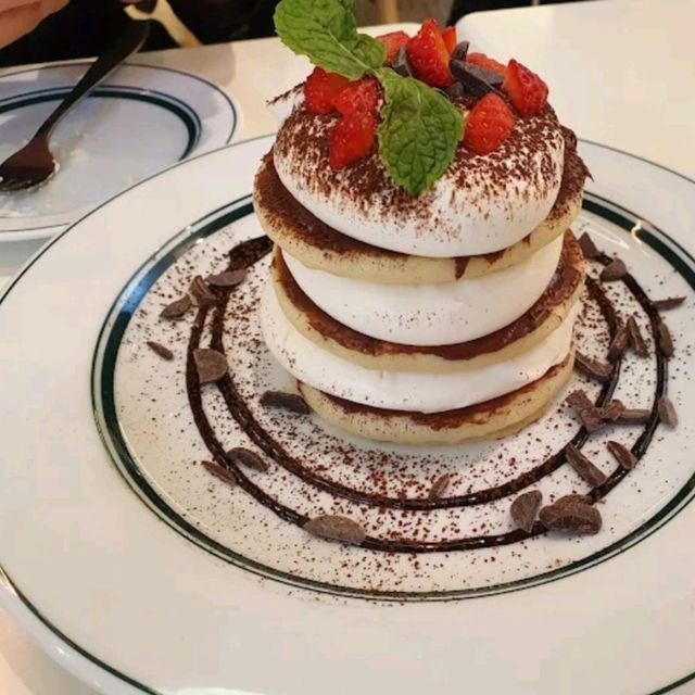 Gram ร้านแพนเค้กชื่อดัง สัญชาติ​ญี่ปุ่น 🥞☕🍵