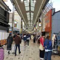 見て、食べて楽しい大須商店街