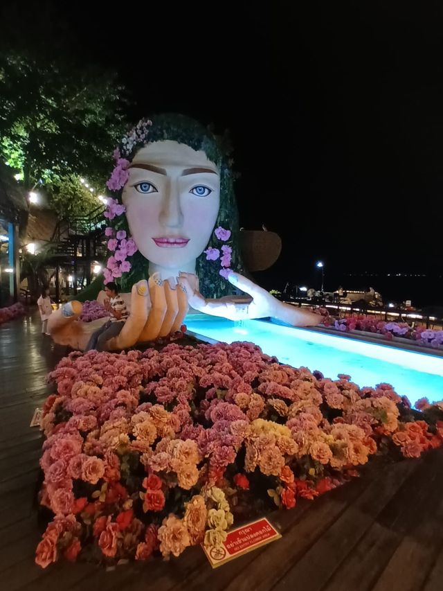 美人魚🧜🏼‍♀️海邊餐廳 ｜ 打卡必到 ｜ 主題式餐廳