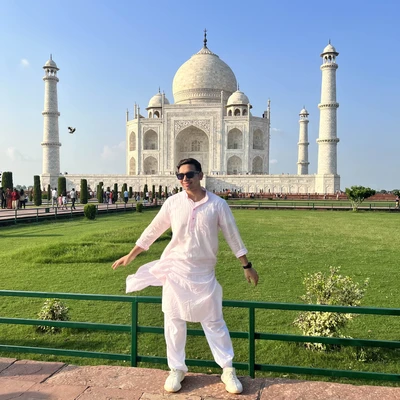 Day trip to the Taj Mahal  Agra Travelogues