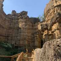 Incredible Pha Chor Cliff Stone At The Doi Lo