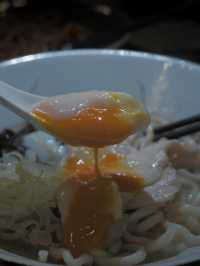中環飯堂之川式麵館，招牌蝦球麵很出色