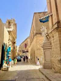 【マルタ🇲🇹】進撃の巨人の舞台！