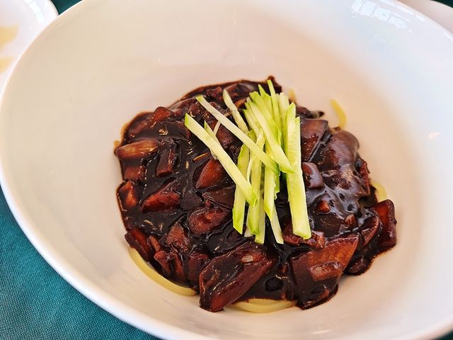 여의도의 정갈한 중식 맛집. 백원