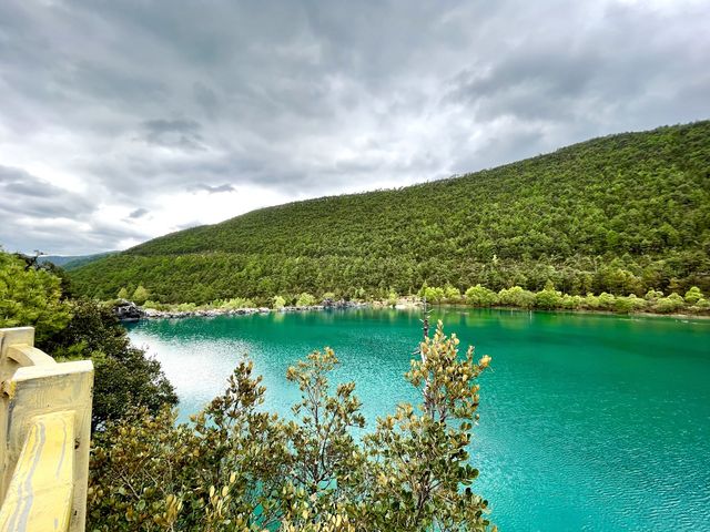 PARADISE ON EARTH BLUE MOON VALLEY LIJIANG 