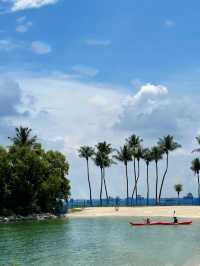 Super popular beach for taking photos, 99% of tourists visiting Singapore will go there for a check-in.