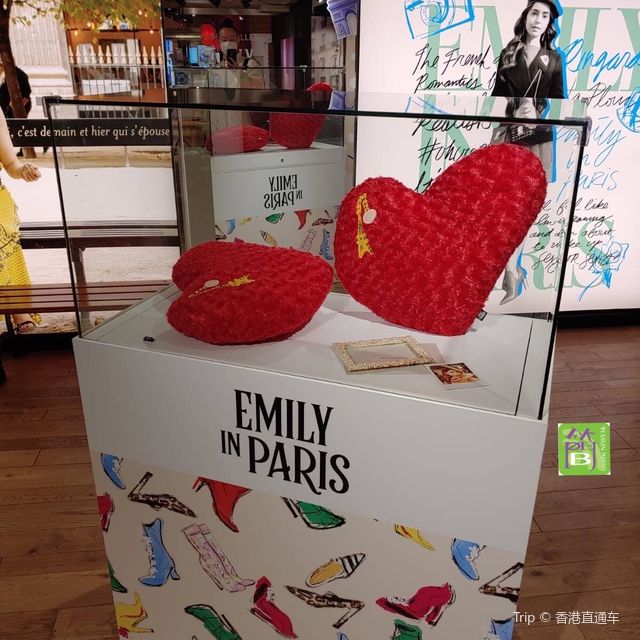 Emily in Paris香港首個展覽❤️ Emily in Paris香港首個展覽❤️