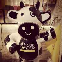 สุขสม นมสด (Sooksom Nomsod)