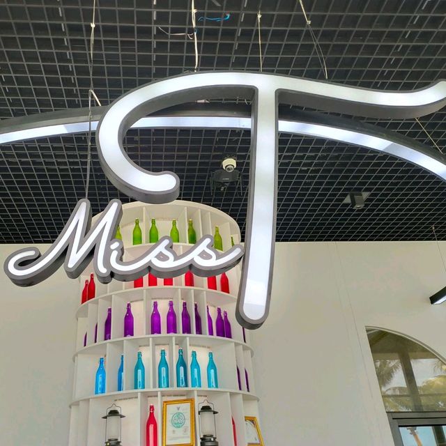 Miss t cafe
