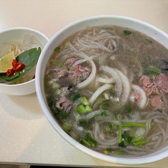 午餐的生牛肉河 午餐的生牛肉河