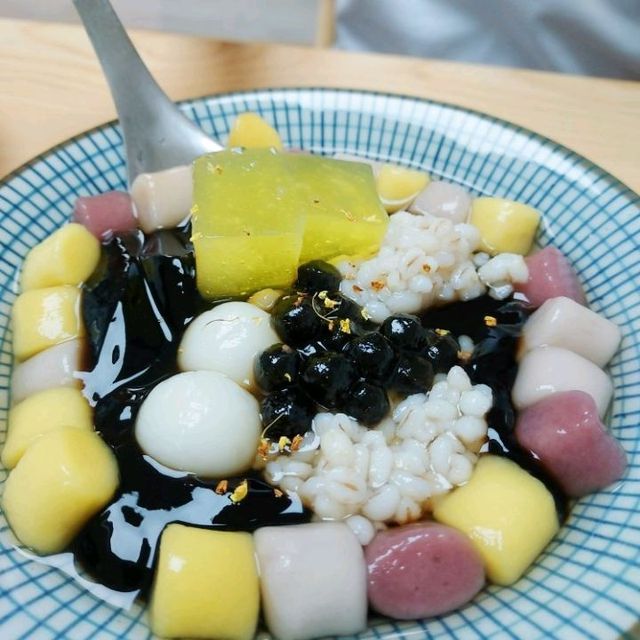 周六日限定貓山皇糯米糍