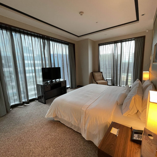 One Bedroom Suite @ The Westin Singapore 