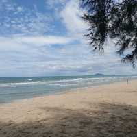 หาดบ้านกรูด​ ประจว​บคีรีขันธ์​ 