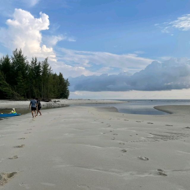 หาดบานชื่น สวรรค์ของคนรักทะเล