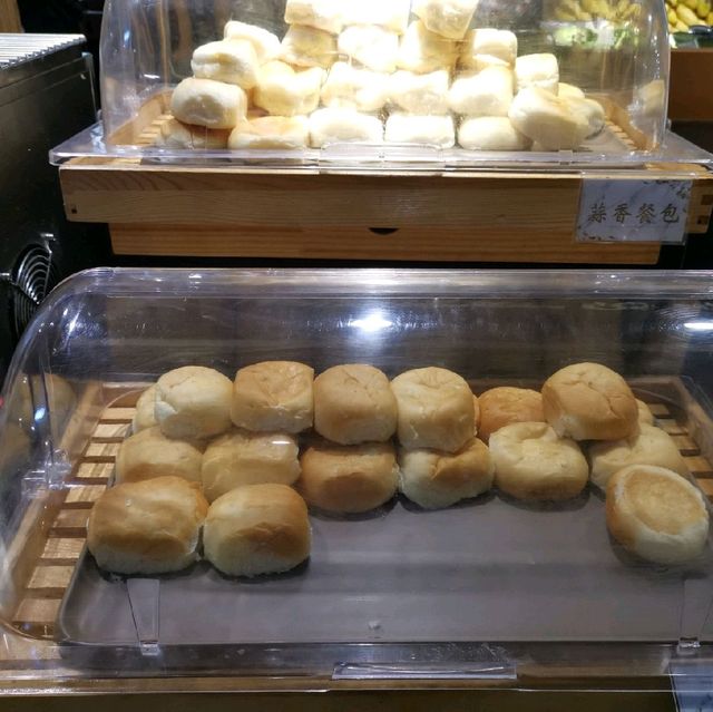 全台最大的我家牛排……超狂平價自助吧……