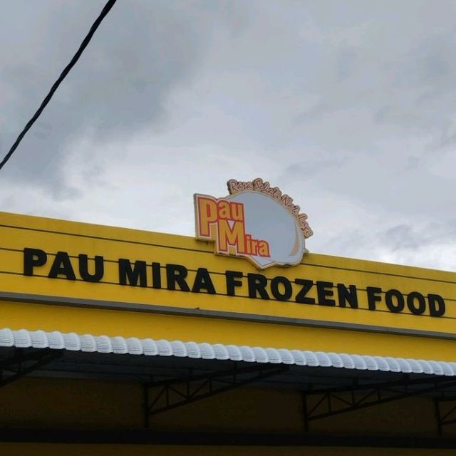 visitor get a free Pao ( steam bread ) FREE!!