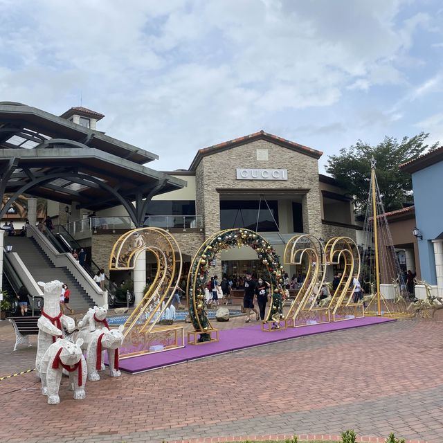 Year End Shopping at JPO