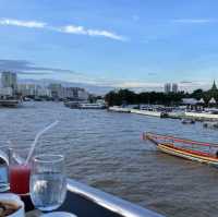 ล่องเรือชมวิว แม่น้ำเจ้าพระยา 