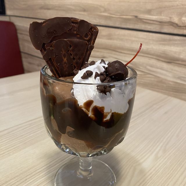 Swensens, Waterway Point