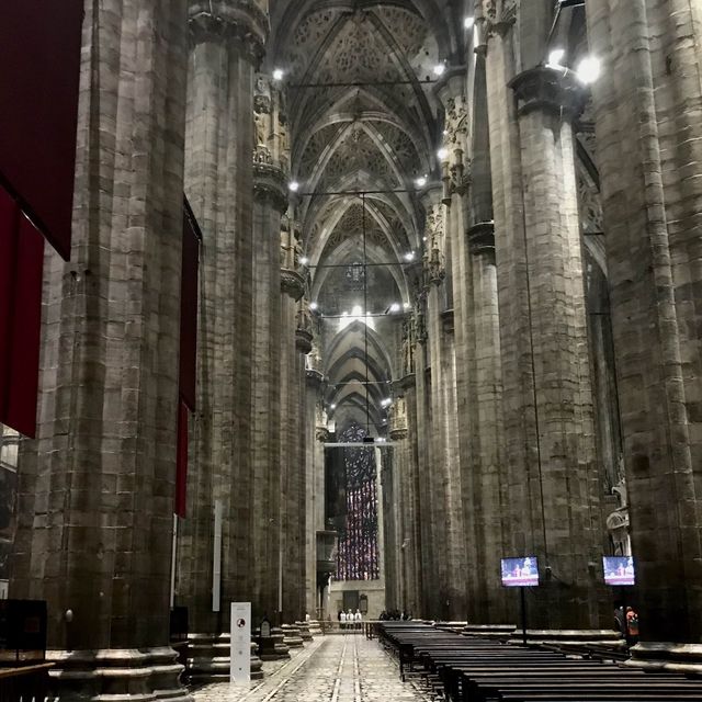 Duomo in Christmas season 