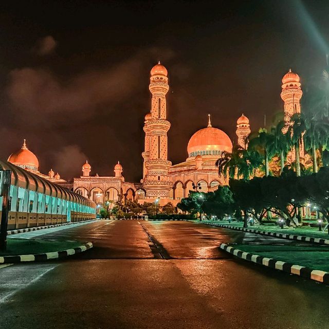 The Jame asr' Hassanil Bolkiah Mosque