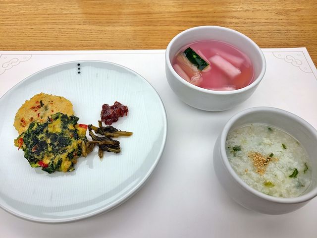 충무로의 고즈넉한 한정식 맛집. 한국의 집
