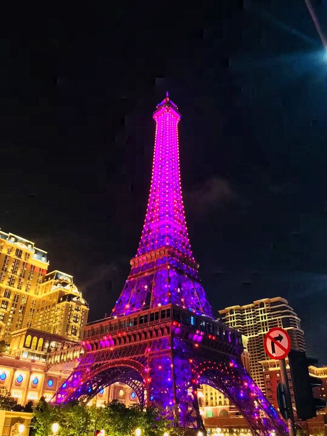 Macau ~ Parisian Hotel Travel Guide